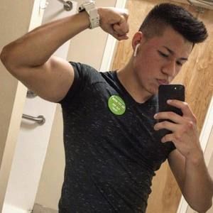 Meet your Posher, Alex